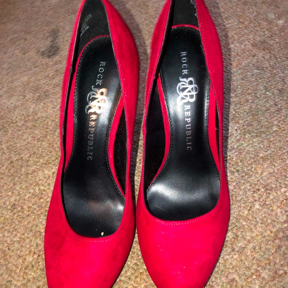 rock and republic red heels